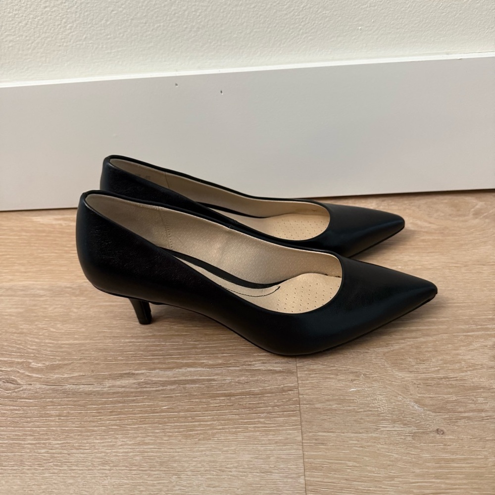 Life Stride Soft System Sevyn Pump Pointed Toe Black Sz 8.5 Work Business Casual - Picture 2 of 8